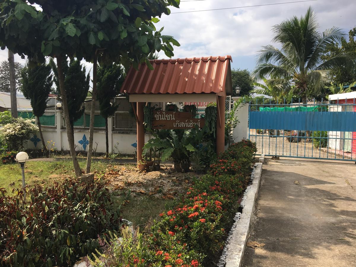 Sunshine Guesthouse Mae Sot Eksteriør bilde